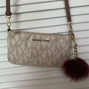 Michael Kors Crossbody